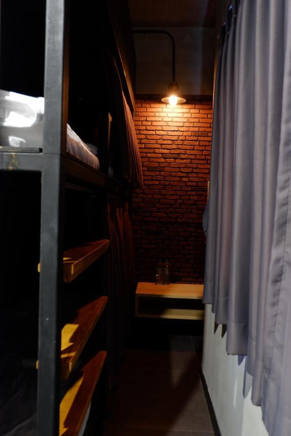 bangkok bed place Bagian luar foto